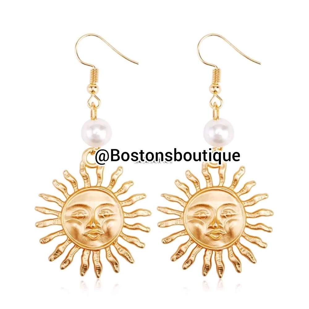 Golden Sunshine Drop Earrings Sun Smile - Picture 2 of 2